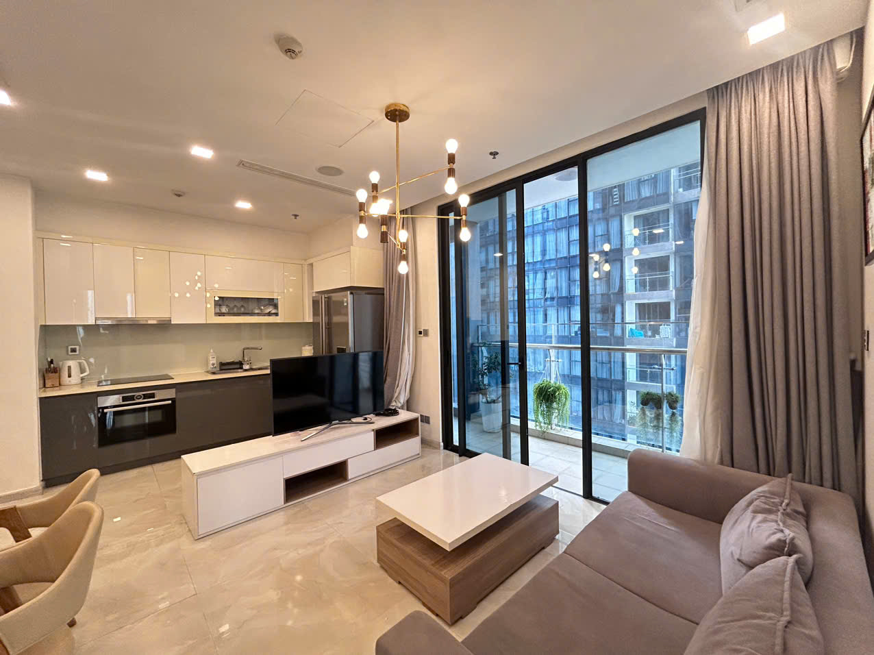 VINHOMES GOLDEN RIVER