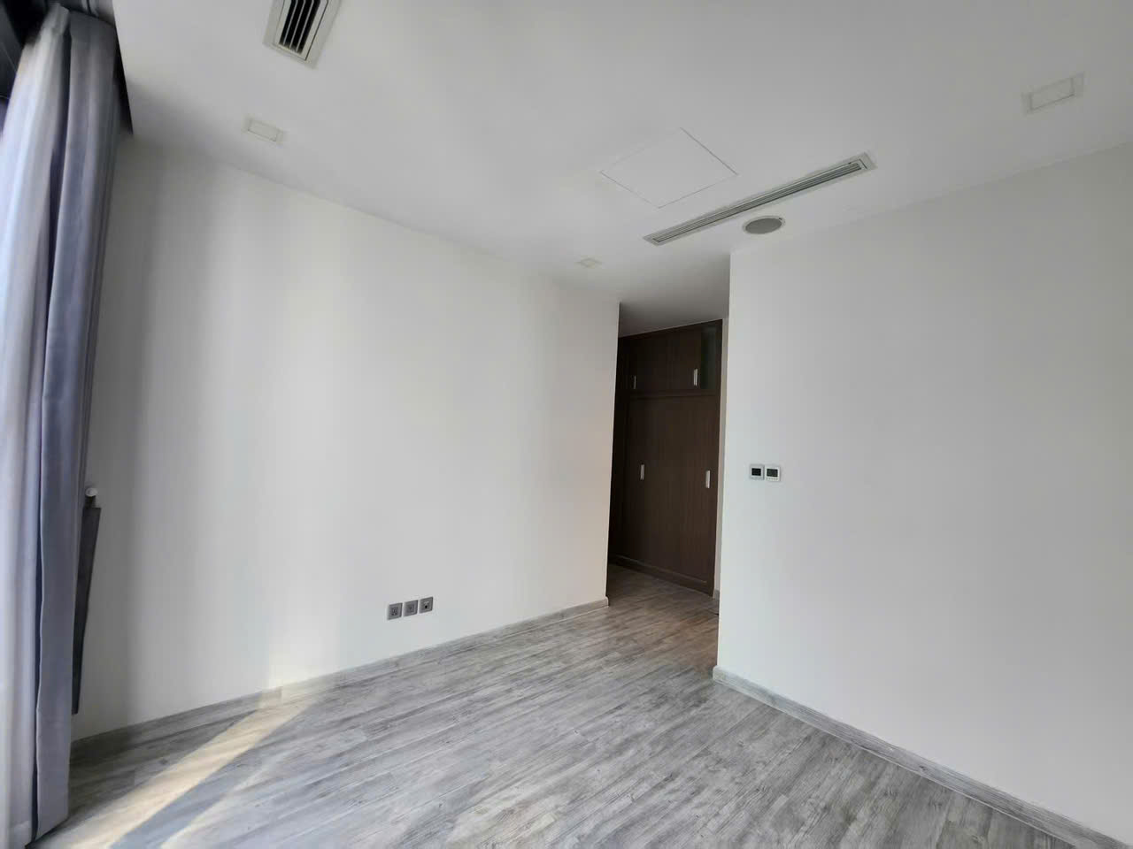 VINHOMES GOLDEN RIVER