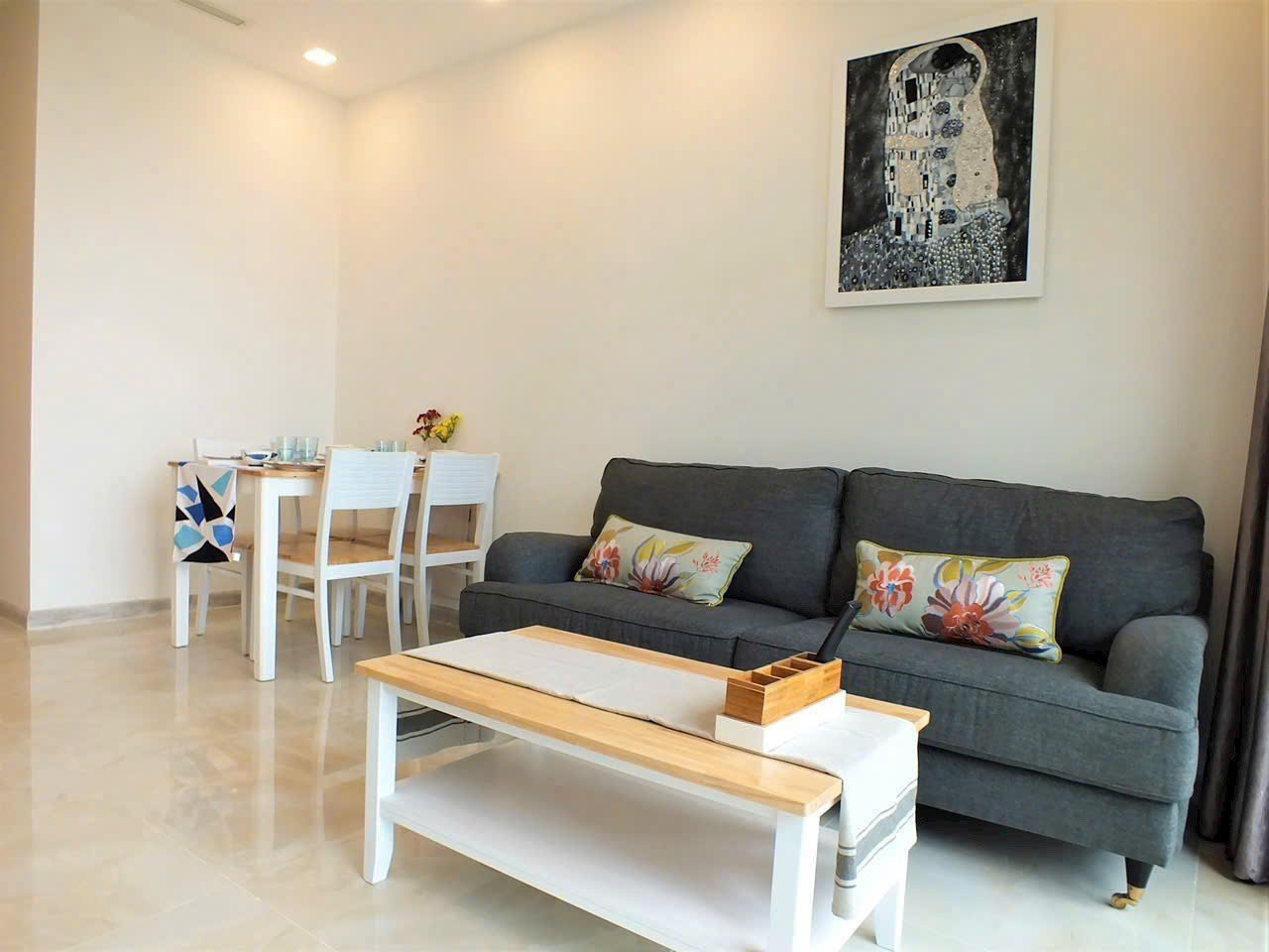 VINHOMES GOLDEN RIVER