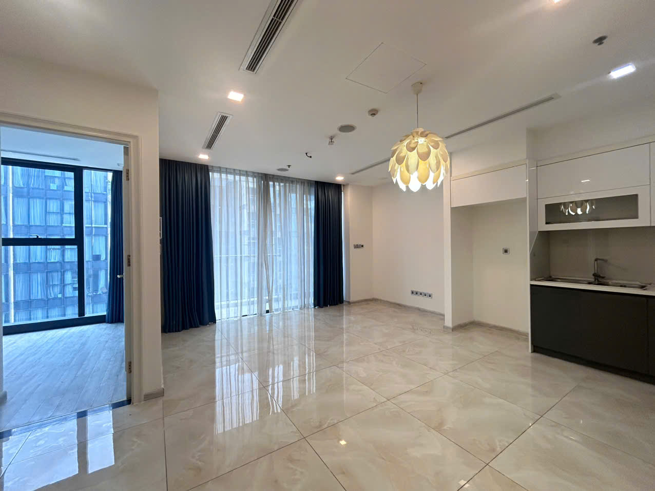 VINHOMES GOLDEN RIVER